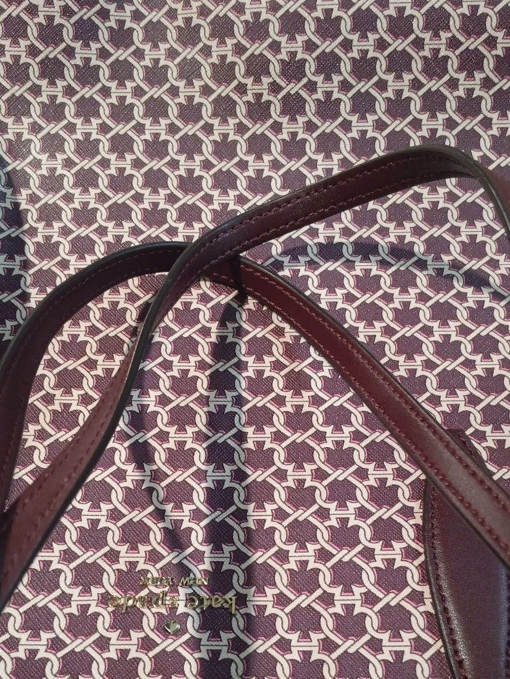 kate spade Link Tote- Stylish Everyday Carry